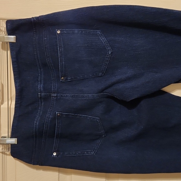 Pull on jean - Picture 2 of 8